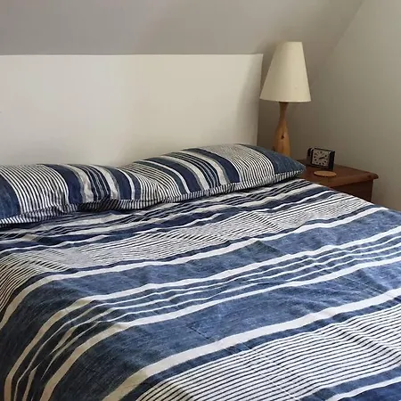 Holiday home Les Cottages, Avec Piscine Et Jardin Saint-Leon-sur-Vezere